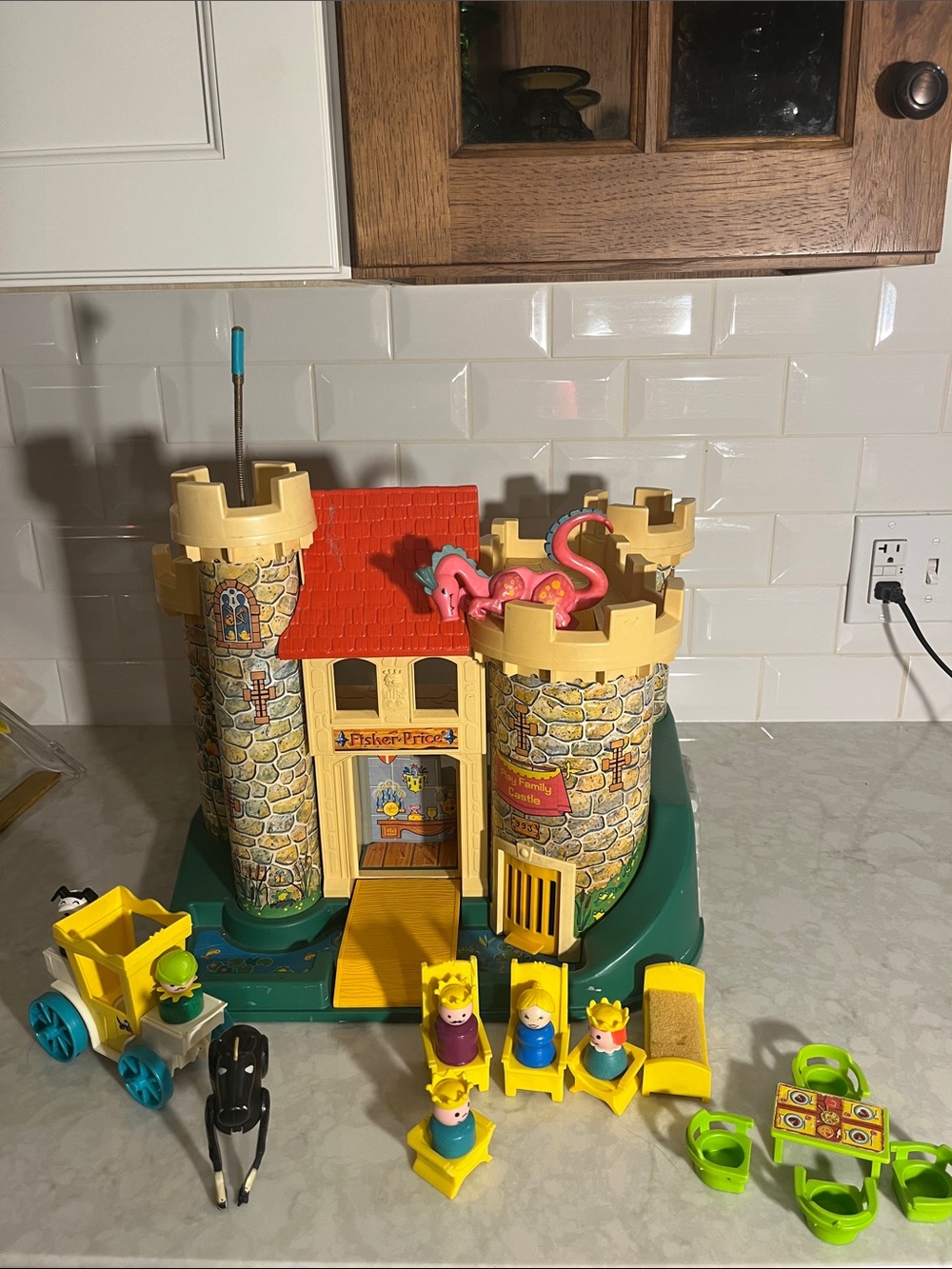 Vintage Fisher Price Play Family Castle #993 Rare